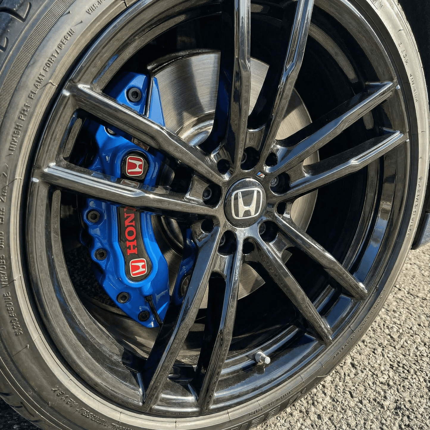 Honda Brake Caliper Covers - Universal Fit – Blue brake caliper covers by AutoMontra